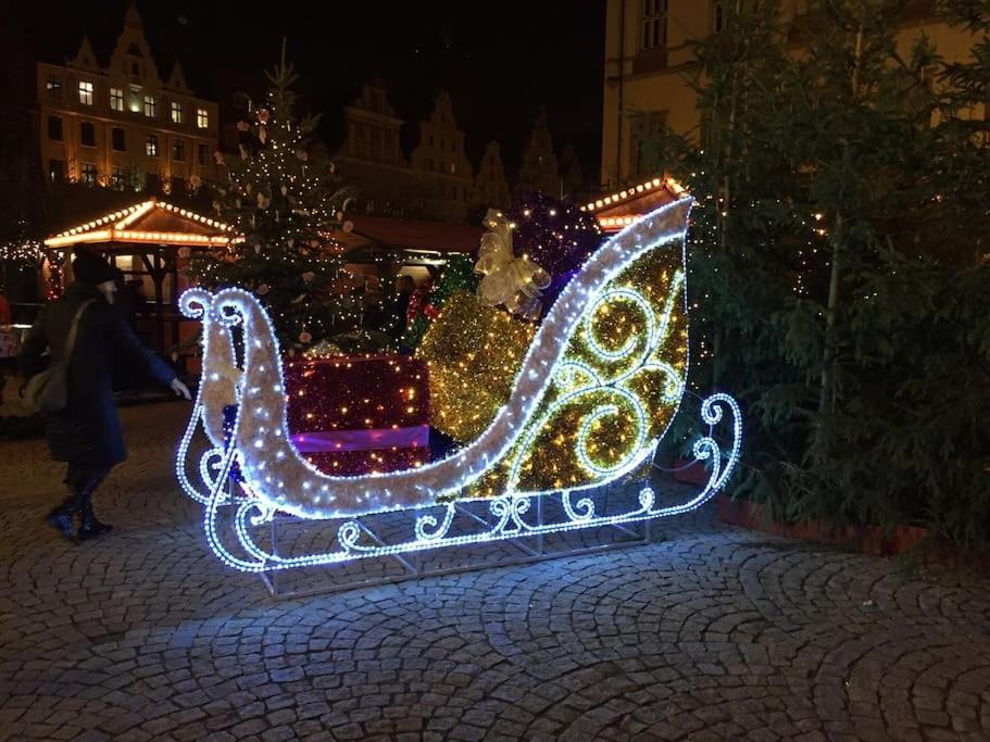 Апартаменти Rynek Pod Fredra Вроцлав Екстер'єр фото