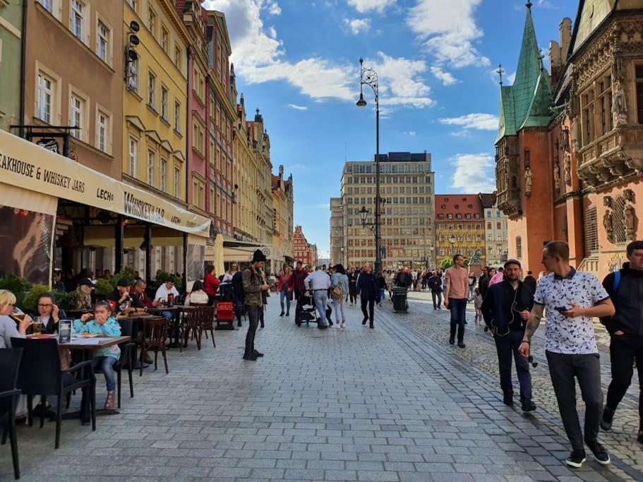 Апартаменти Rynek Pod Fredra Вроцлав Екстер'єр фото